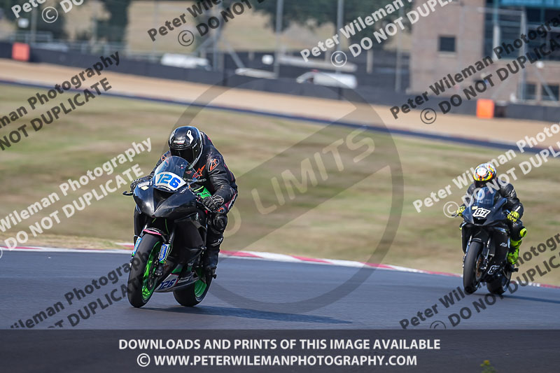 brands hatch photographs;brands no limits trackday;cadwell trackday photographs;enduro digital images;event digital images;eventdigitalimages;no limits trackdays;peter wileman photography;racing digital images;trackday digital images;trackday photos